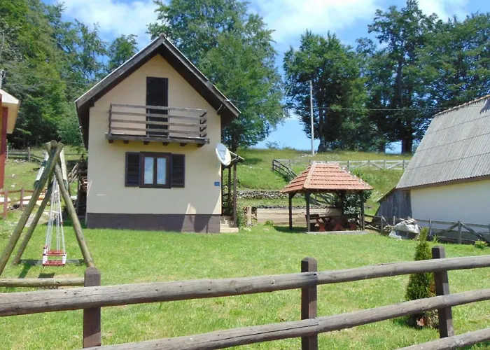 Vikendica Sekulic 펜션 바이나 바슈타