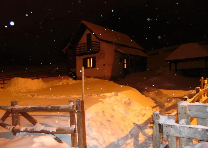 펜션 Vikendica Sekulic 바이나 바슈타